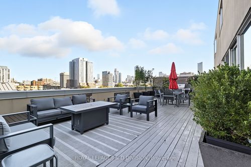 610-160 Baldwin St, Toronto, ON, M5T3K7 | Card Image