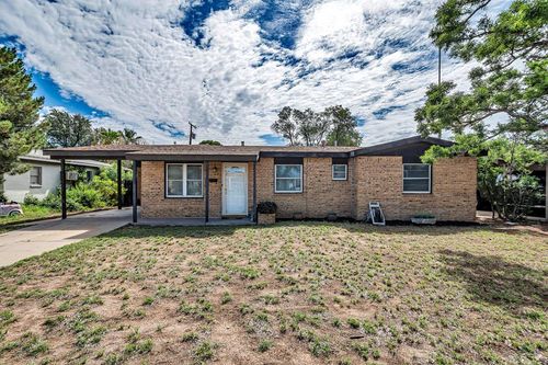 704 S Gary, Monahans, TX, 79756 | Card Image