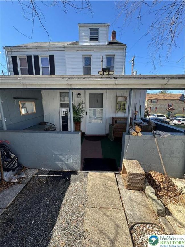 713 S Woodward St, House other with 3 bedrooms, 1 bathrooms and null parking in Allentown PA | Image 19