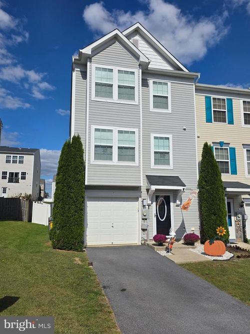 36 Ventura Way, HEDGESVILLE, WV, 25427-1146 | Card Image