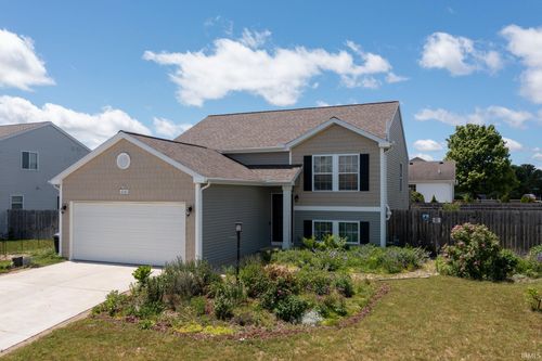4343 Onyx Way, South Bend, IN, 46628-7404 | Card Image