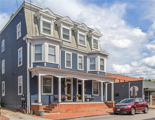 447 Dinwiddie St, Portsmouth, VA, 23704-3632 | Card Image