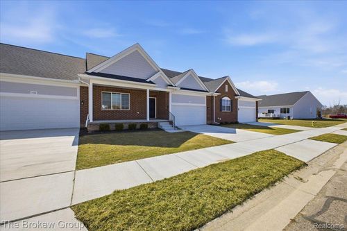 1468 Lincoln St, Lapeer, MI, 48446-1292 | Card Image