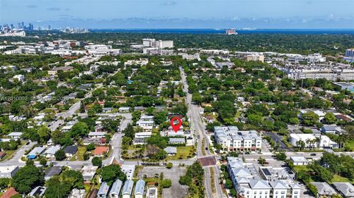 5925 Sw 64th St, South Miami, FL, 33143-3516 | Card Image