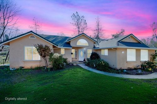 10067 Tilton Mine Rd, Redding, CA, 96001-8709 | Card Image