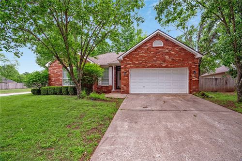 3021 Birch Pl, Springdale, AR, 72762-7412 | Card Image