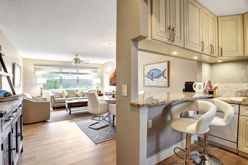 apt-j7-540 Se 2nd Ave, Deerfield Beach, FL, 33441-5460 | Card Image