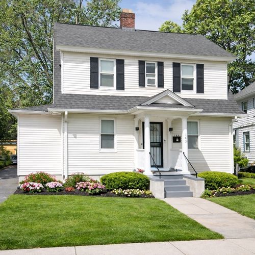 182 Marsden St, Springfield, MA, 01109-1617 | Card Image