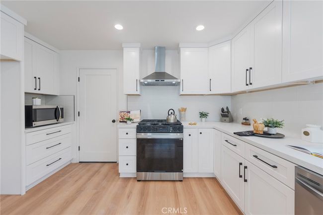19203 Benfield Ave, House other with 4 bedrooms, 3 bathrooms and 2 parking in Cerritos CA | Image 12