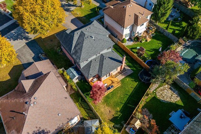 890 Royal Orchard Dr, House other with 4 bedrooms, 4 bathrooms and 4 parking in Oshawa ON | Image 4