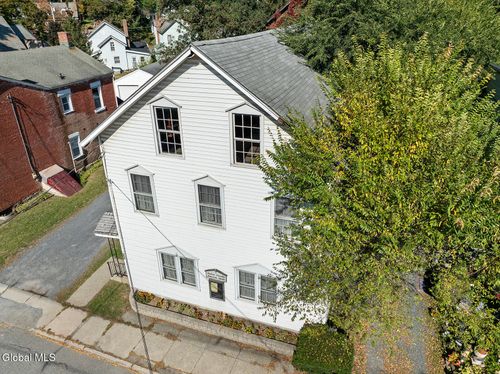 143 Main St, Greenwich, NY, 12834-1214 | Card Image