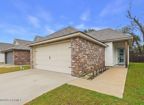 212 Twin Meadow Ln, Lafayette, LA, 70508-8196 | Card Image