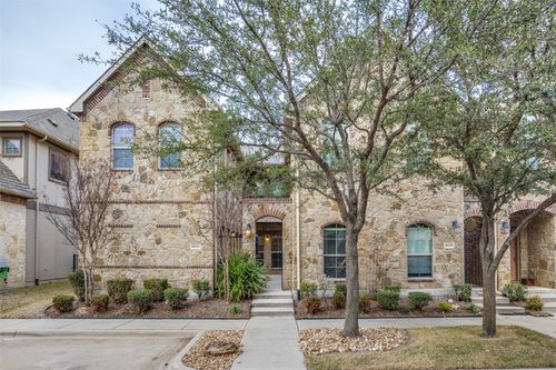 8632 Stargazer Dr, McKinney, TX, 75070-2135 | Card Image