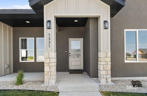 lot-4-block-9-1331 19th Ave E, Jerome, ID, 83338 | Card Image