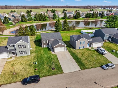 1637 Tea Pond Ct, Vicksburg, MI, 49097-7781 | Card Image