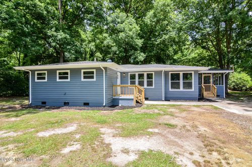 305 Bell St, Enfield, NC, 27823-1472 | Card Image