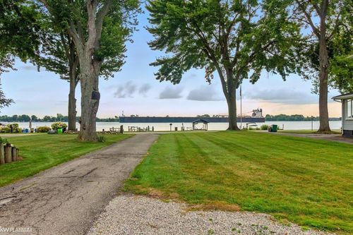 6138 River Rd, East China, MI, 48054-4731 | Card Image