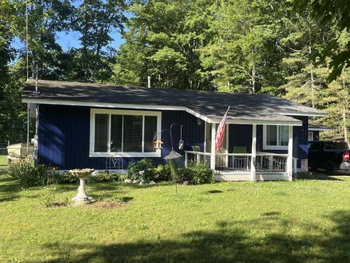 3644 Crescent Dr, East Tawas, MI, 48730-9546 | Card Image