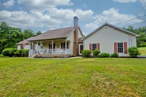 69 Klaus Anderson Rd, Southwick, MA, 01077-9421 | Card Image