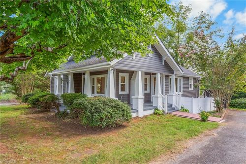 387 Austin Traphill Rd, Elkin, NC, 28621-2556 | Card Image