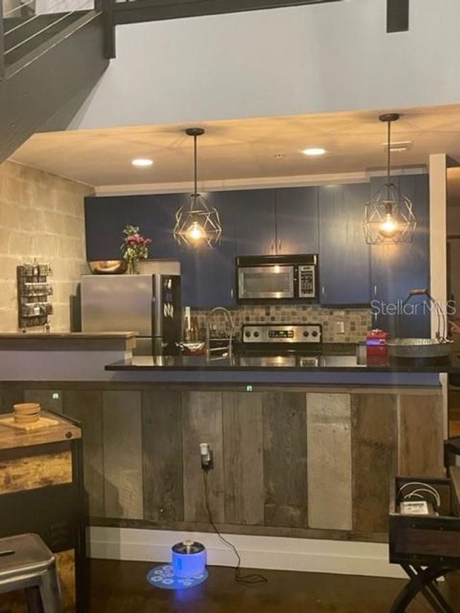 UNIT-27 - 2001 E 2 Nd Ave, Condo with 1 bedrooms, 2 bathrooms and null parking in TAMPA FL | Image 41