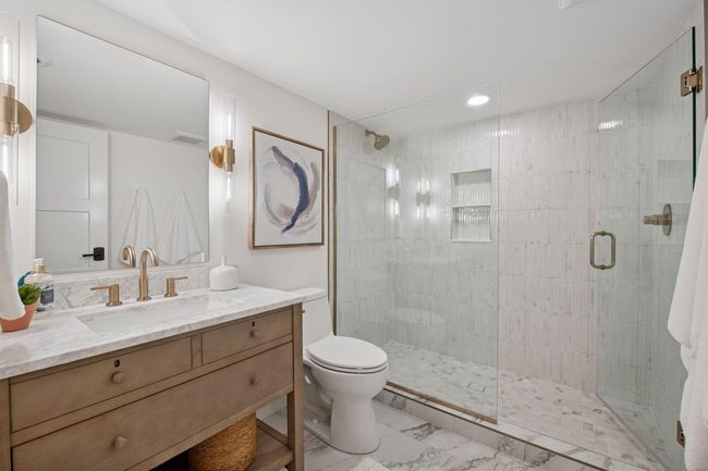 105 Walker Ave N, House other with 5 bedrooms, 5 bathrooms and null parking in Wayzata MN | Image 46
