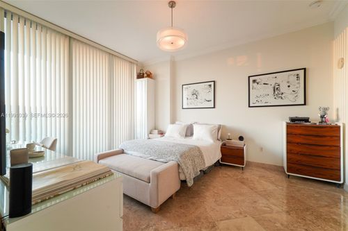 h1109-3470 E Coast Ave, Miami, FL, 33137-4202 | Card Image