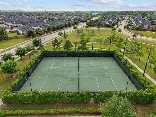 Neighborhood amenities | Image 42