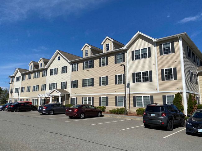 APT-105 - 10 Sentinel Ct, Condo with 2 bedrooms, 2 bathrooms and null parking in Manchester NH | Image 7