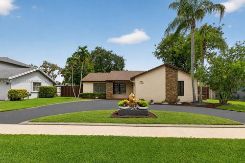 11861 Nw 41st St, Sunrise, FL, 33323-3613 | Card Image