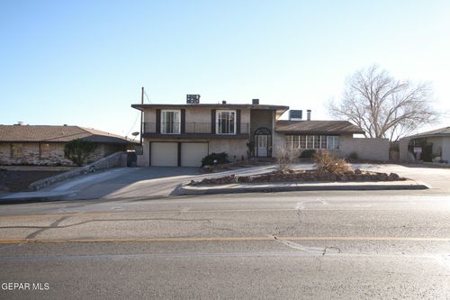6253 Westwind Dr, El Paso, TX, 79912-3831 | Card Image