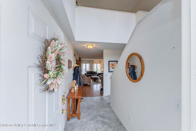 217 Aspen Ter, Townhouse with 2 bedrooms, 3 bathrooms and null parking in Poughkeepsie NY | Image 5