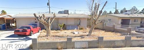 910 Magnolia Ave, Las Vegas, NV, 89108-1033 | Card Image