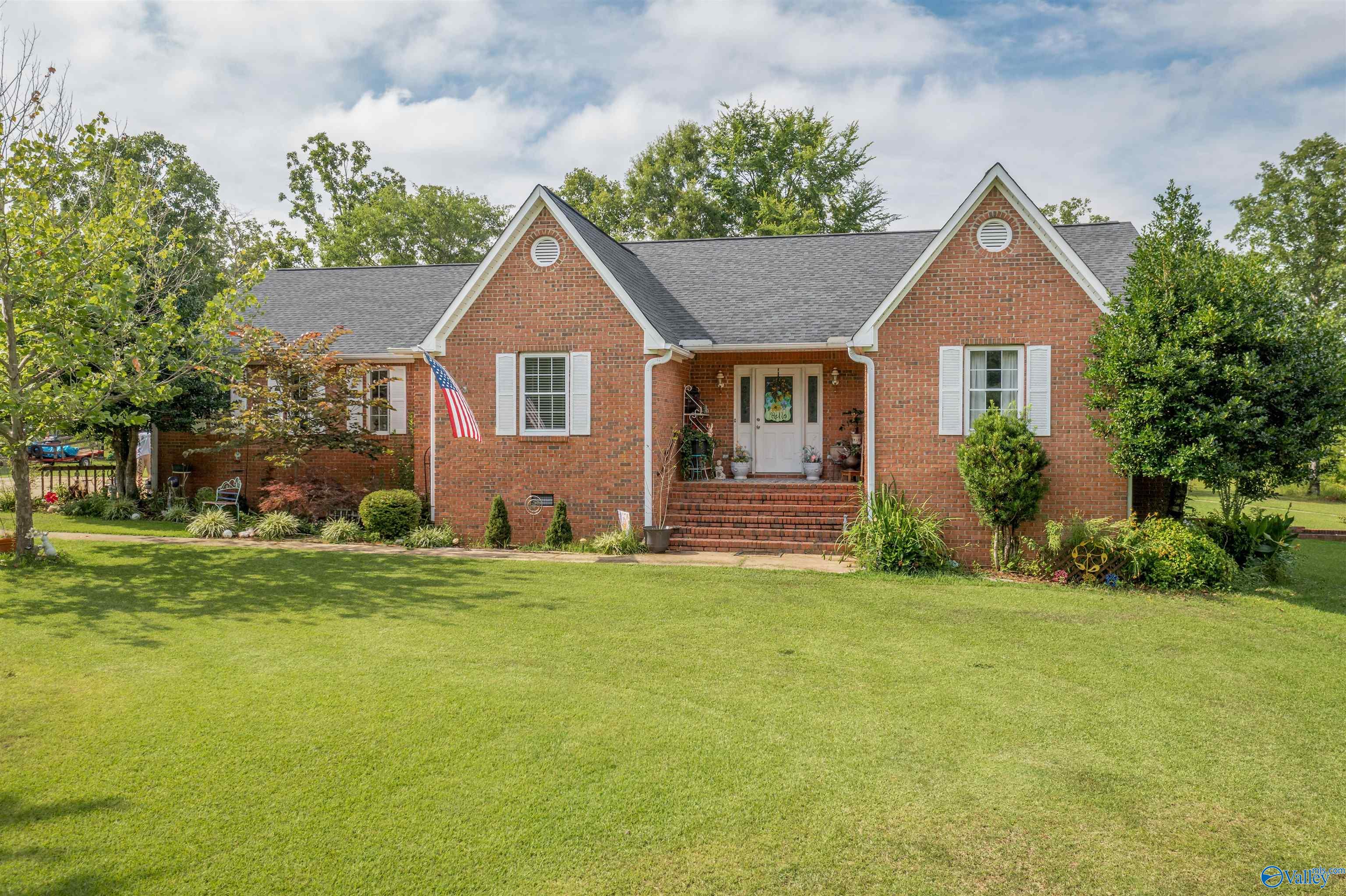 County Road 380 , Centre, AL 35960