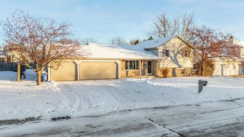 1249 Fieldview Drive, MENASHA, WI, 54952 | Card Image