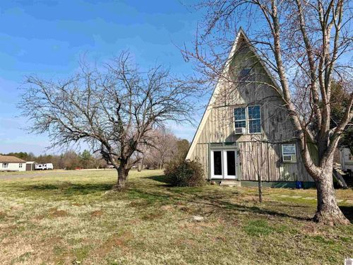 3185 Wadesboro Rd S, Benton, KY, 42025-4813 | Card Image