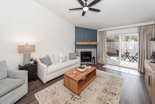 1327 Pinnacle Ln, Charleston, SC, 29412-8640 | Card Image