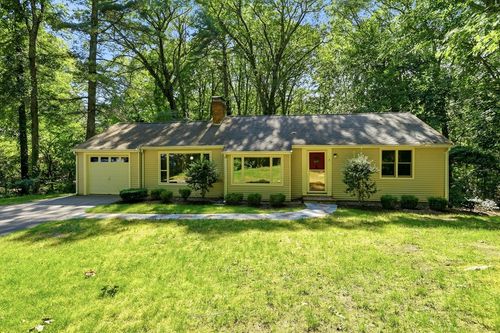 5 Hayden Ln, Bedford, MA, 01730-1107 | Card Image