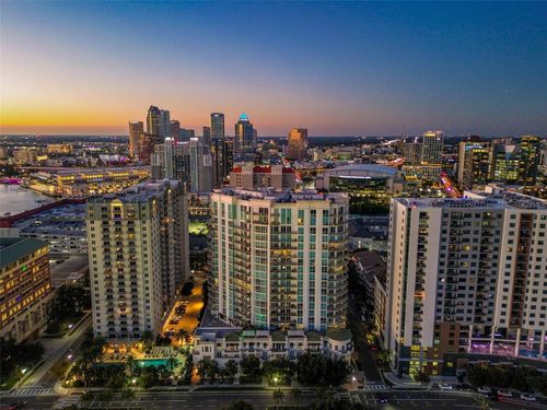 2004-450 Knights Run Ave, TAMPA, FL, 33602-5997 | Card Image