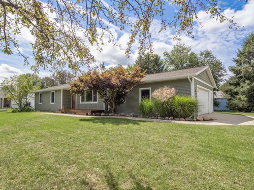 800 Barton St, Otsego, MI, 49078-1570 | Card Image