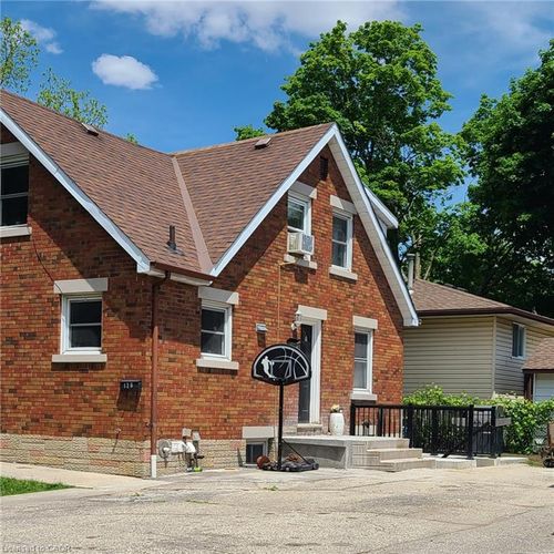 b-120 Elmwood Ave, Cambridge, ON, N1R4Y6 | Card Image