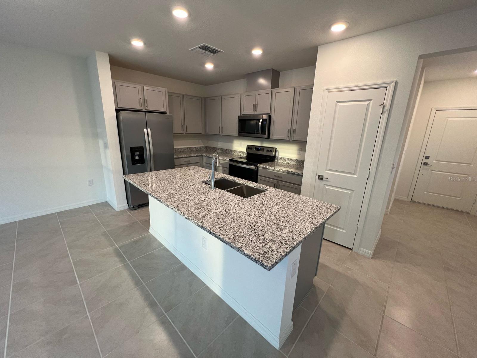 Residential in DAVENPORT 4