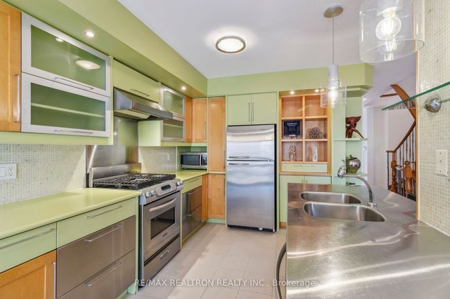 90 Maple Sugar Lane, House attached with 3 bedrooms, 3 bathrooms and 2 parking in Vaughan ON | Image 14