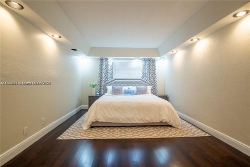 apt-104a-7100 Nova Dr, Davie, FL, 33317-7129 | Card Image