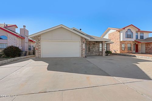 4724 Loma De Cobre Dr, El Paso, TX, 79934-3552 | Card Image