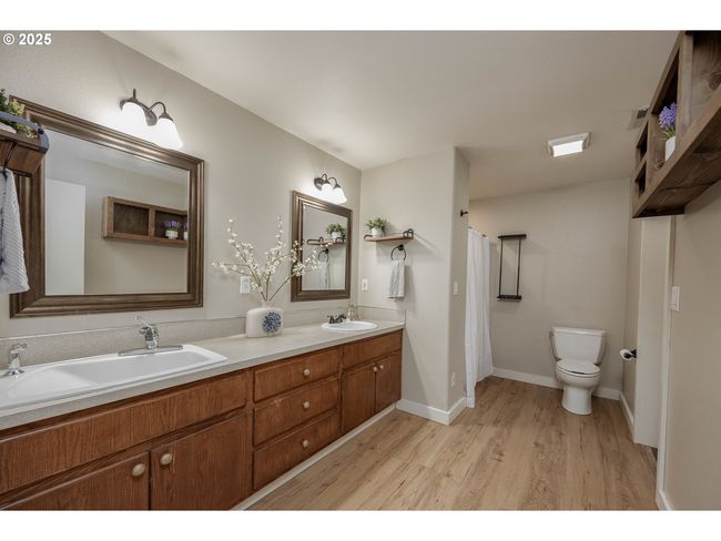 307 E Wilson St, House other with 3 bedrooms, 3 bathrooms and 3 parking in Yacolt WA | Image 30