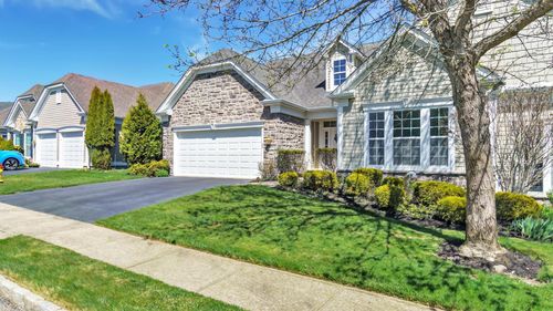 69-69 Samantha Cir, Westhampton, NY, 11977-1019 | Card Image