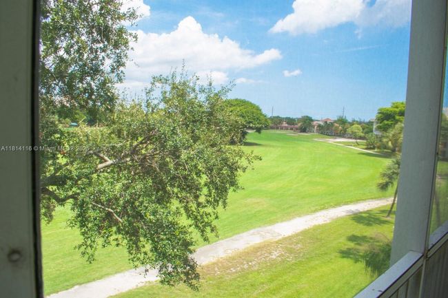 APT-408 - 2651 S Course Dr, Condo with 2 bedrooms, 2 bathrooms and null parking in Pompano Beach FL | Image 12