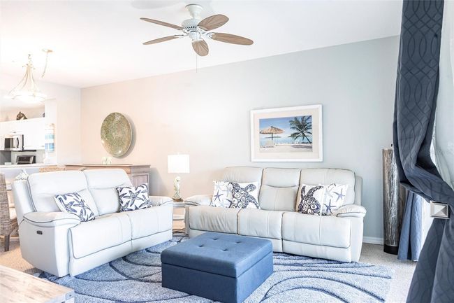 APT-202 - 6334 Grand Oak Cir, Condo with 2 bedrooms, 2 bathrooms and null parking in BRADENTON FL | Image 4