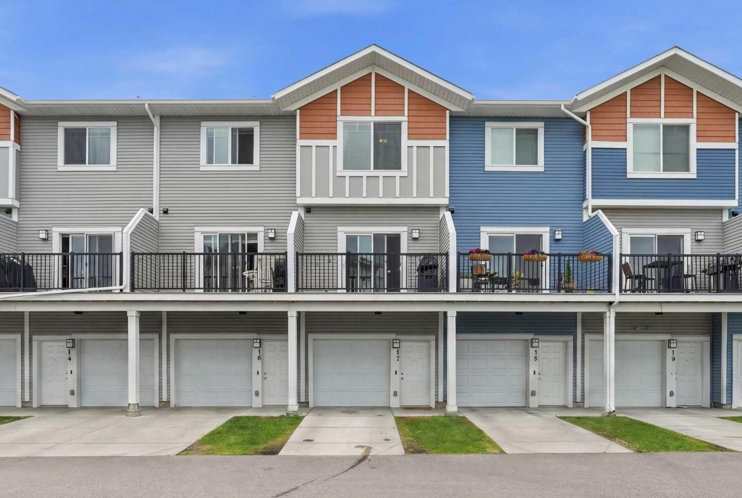 Residential in High River